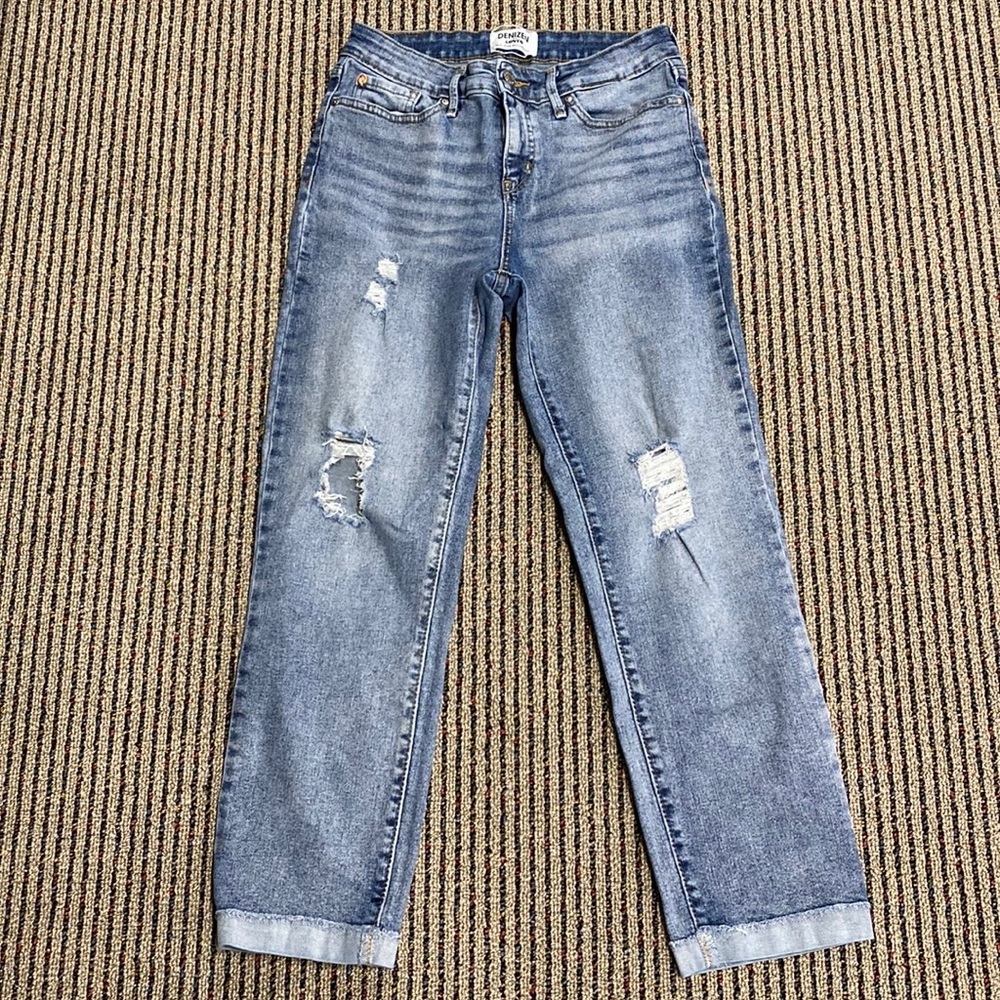 Women’s Denizen 6-w28 Mid Rise Boyfriend Jeans